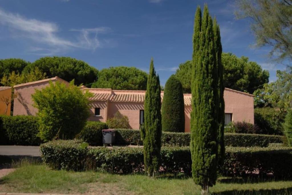 Studio Renove Dans Residence De Vacances Avec Grande Piscine Chauffee, Parking Et Terrasse Agde Exterior foto